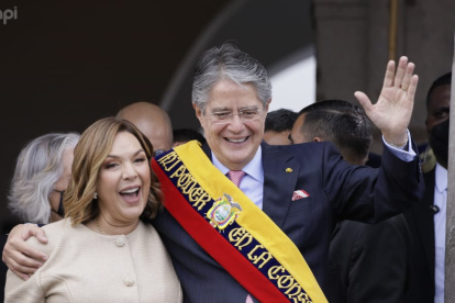 María de Lourdes Alcívar, junto a su esposo, el presidente de Ecuador, Guillermo Lasso.
