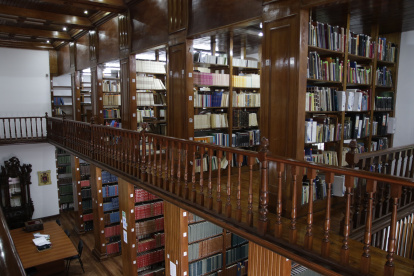 El Archivo Metropolitano de Historia alberga 14.000 tomos, principalmente de documentación municipal. Sin embargo, frente a la falta de espacio, solo documentos hasta 1985.