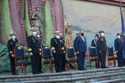 Acto. El ministro de Defensa Fernando Donoso, durante la ceremonia militar para presentar al los comandantes de Fuerzas Armadas.