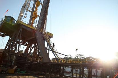 La producción petrolera se ha reducido en los últimos meses debido a la crisis económica.