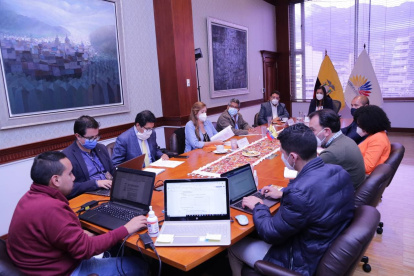 La presidenta Llori se reunió con los jefes de las bancadas legislativas.