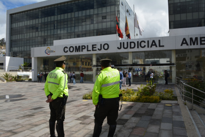 Diligencia. La audiencia de Carlos Pareja se cumplió en Ambato.