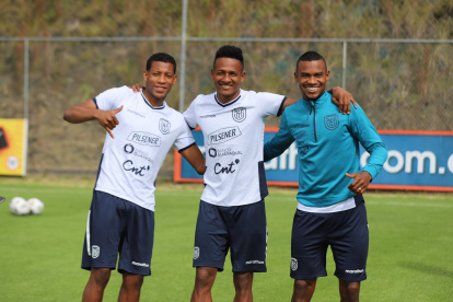 Gonzalo Plata, José Carabalí y Dixon Arroyo, seleccionados ecuatorianos que lucen optimistas para medir a Perú.