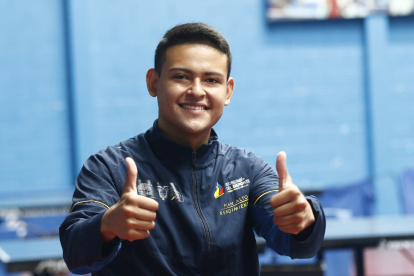 Emiliano firmó primero con el Amager Bordtennis-Klub de Dinamarca por tres meses, con opción a 1 año.