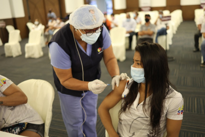 La luchadora ecuatoriana Lucía Yépez ya fue inmunizada.