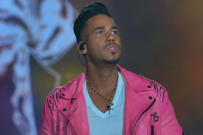Romeo Santos se dio a conocer como vocalista del grupo Aventura.