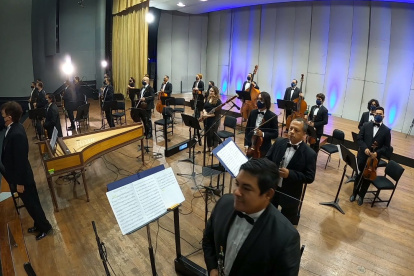 La orquesta hará su primera presentación presencial de temporada este viernes.
