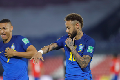 Neymar, atacante brasileño, lidera a su selección con miras a la Copa América.