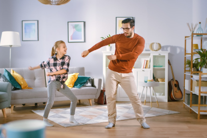 Bailar afianza los vículos entre padre e hijo