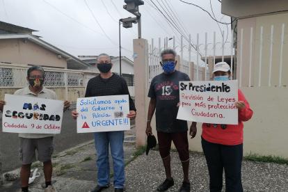 Moradores de la ciudadela 9 de Octubre piden más controles y leyes que no permitan que con facilidad los delincuentes queden libres.