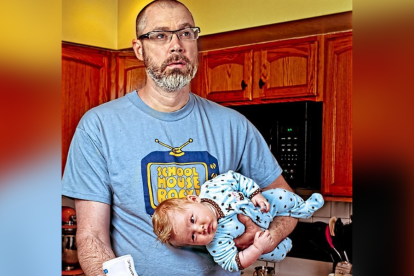 Mi papá es muy distraído.