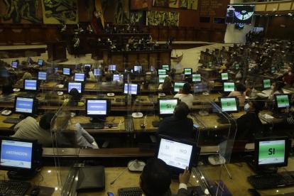 La nueva Asamblea Nacional hereda 423 proyectos de ley que están represados.