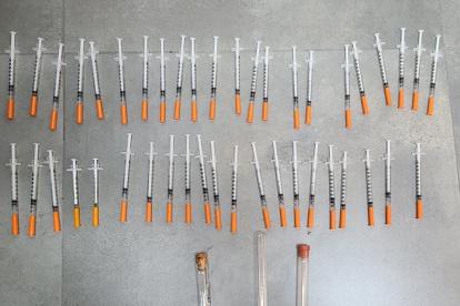 Las supuestas vacunas contra la Covid-19, que fueron incautadas.