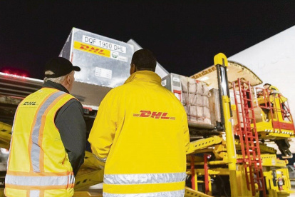 Los usuarios pueden comprar artículos de tiendas como Amazon o eBy e importarlos a un menor costo.