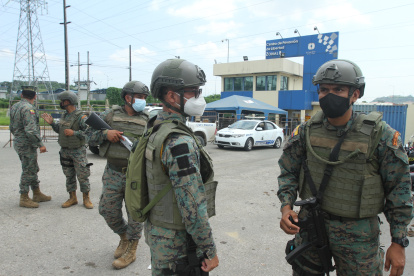 El ISSFA brinda servicio a cerca de 230.000 asegurados a nivel nacional.