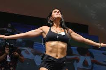 A Bárbara de Regil le ha molestado que un nutriólogo haya investigado su proteína.