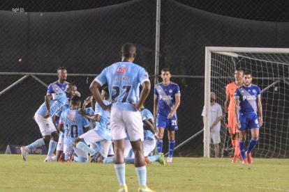Emelec no pudo contra 9 de octubre en los cuartos de final de la Supercopa Ecuador.