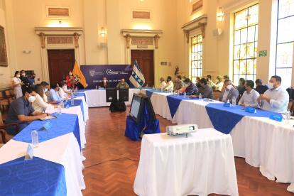 La reunión se dio a puertas cerradas y sin acceso a la prensa.