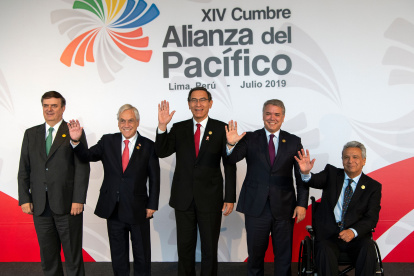 (L to R) Mexican Secretary of Foreign Affairs Marcelo Ebrard, Chile"s President Sebastian Pinera, Peru"s President Martin Vizcarra, Colombia"s President Ivan Duque and Ecuador"s Lenin Moreno pose for photographers during the Pacific Alliance Summit, in Lima on July 6, 2019.
 The leaders of the Pacific Alliance countries held a summit with a call to fight protectionist policies and adopt measures against global warming. - 
 / AFP / Cris BOURONCLE

 PERU-PACIFIC ALLIANCE-SUMMIT