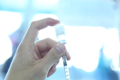 Datos y cifras sobre la vacunación contra el Covid en Ecuador se puede conocer a través de una herramienta digital.