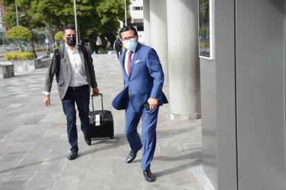 El abogado José Moreno, uno de los defensores de Bucaram, previo a la instalación de la audiencia de evaluación y preparatoria de juicio. 

 Quito 19 de Junio de 2021 Agencia(ag-extra ag-expreso-ag-quito) Gustavo Guaman