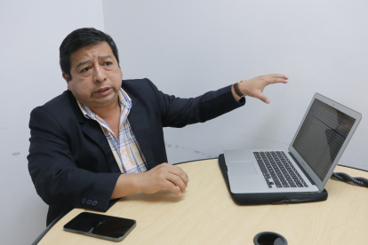 José Flores, abogado y concejal alterno de Guayaquil. Es magíster en derecho constitucional.