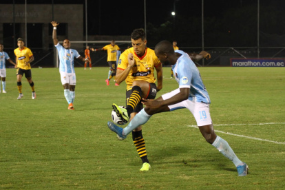 Barcelona se impuso 1-0 a 9 de Octubre, en la semifinal de la Supercopa Ecuador.