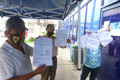 Pedidos. Usuarios exigen explicaciones y soluciones por los valores adicionales en el cobro por el servicio de luz.