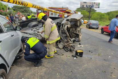 Uno de los escenarios que dejó el accidente de Vía a la Costa