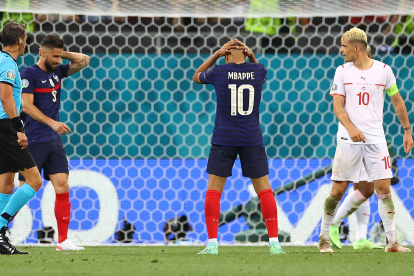 Mbappé tuvo una mala Eurocopa y la completó fallando el quinto penal para Francia.