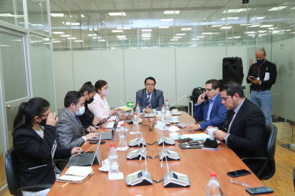 Integrantes de la mesa de fiscalización sesionaron este miércoles para tratar juicio político contra Celi.