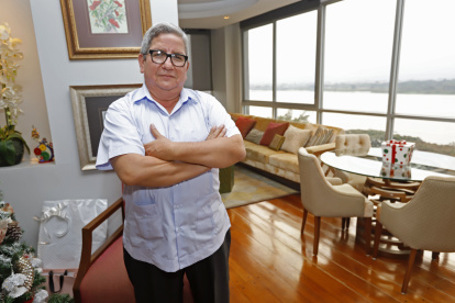 "Juanito" como lo llamaban sus alumnos, falleció esta mañana, por Covid-19.