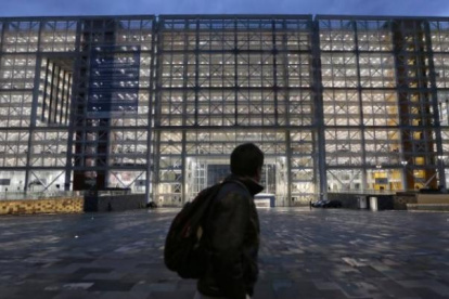 El ministerio de Economía y Finanzas renegoció la deuda con los tenedores de bonos el año pasado.