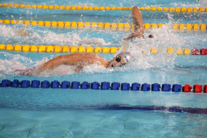 Experiencia. Peribonio fue récord bolivariano en los 200 m de los Juegos de Santa Marta 2017 con crono de 02:02.08, y plata y bronce en la Copa Mundo de Doha 2018.