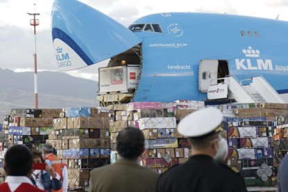 Arribo. La tarde de este sábado autoridades del Gobierno de Guillermo Lasso acudieron al recibimiento.