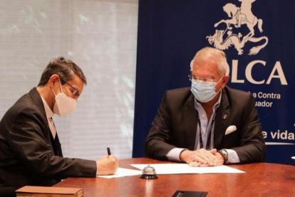 La institución médica y la eclesiástica se comprometieron a trabajar juntos contra el cáncer.