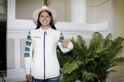 Marcela Cuaspud representó a los 49 deportistas que irán a los Juegos Olímpicos.