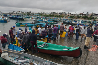 La medida surge tras el plantón del sector pesquero de Santa Elena.