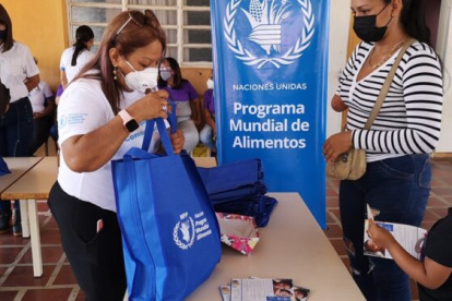 Venezuela espera la llegada de alimentos para los más vulnerables.