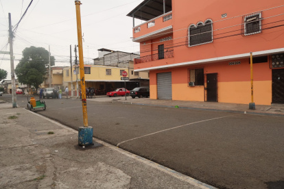 Los sicarios llegaron en un carro sin placas y en una moto.