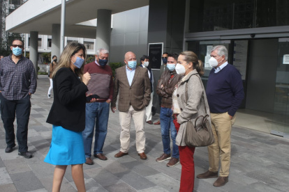 Insistencia. El martes un grupo de concejales de Quito fue al Complejo Judicial a insistir en una fecha de audiencia.