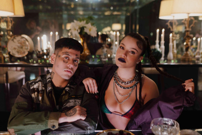 Estos dos talentos emergentes se unieron para presentar Como si no importara y así, además de unir fuerzas, seguir demostrando el talento de los artistas argentinos actuales.