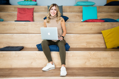 Vanessa tiene 30 años y vive en México.