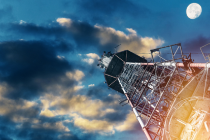 El 3 de julio una tormenta solar sí impactó el planeta y provocó un apagón momentáneo de ondas de radio, pero solo sobre el Atlántico.