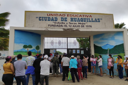 Los centros de vacunación de la provincia de El Oro tuvieron este jueves 15 de julio una gran afluencia, tras la confirmación de casos de la variante delta.