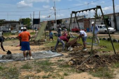 El equipo avanza también en el levantamiento de parques ecológicos para varios sectores. Los grupos se reúnen los fines de semana para avanzar con las obras.