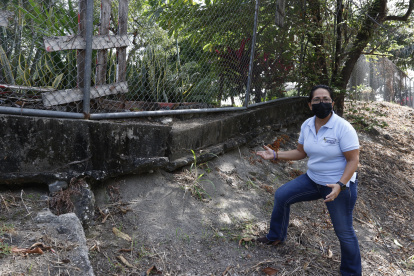 Hecho. El deslizamiento se registra en un tramo de la caminera del parque de Samanes 4.