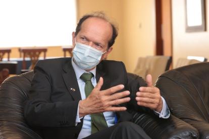 El diplomático también fue embajador francés en Costa Rica.