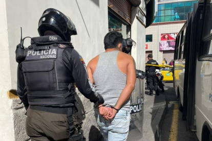 Arrestos. Durante los allanamientos del 7 de julio hubo detenciones y aprehensiones de al menos 21 personas.