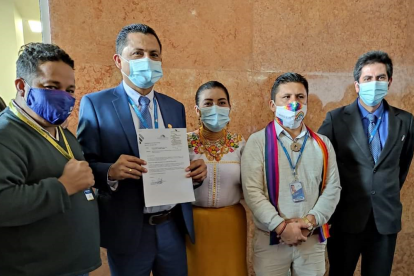 Los asambleístas de Pachakutik aseguran que vigilaran cualquier proceso que se inicie sobre su colega Rosa Cerda.